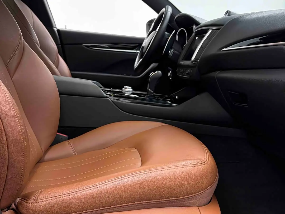 Maserati Levante 2019 — Photo 11/20