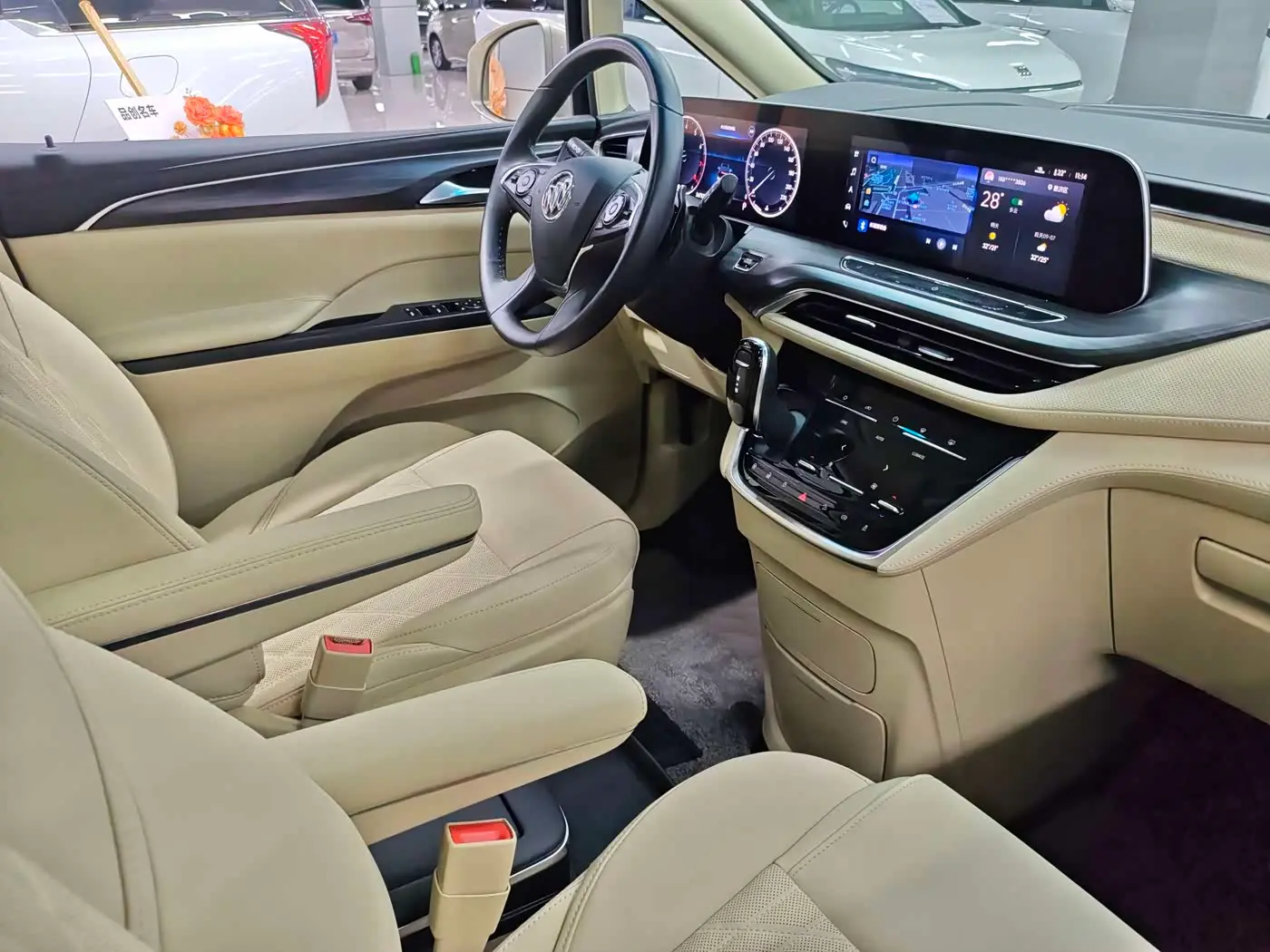 Buick GL8 2022 — Şəkil 10/16