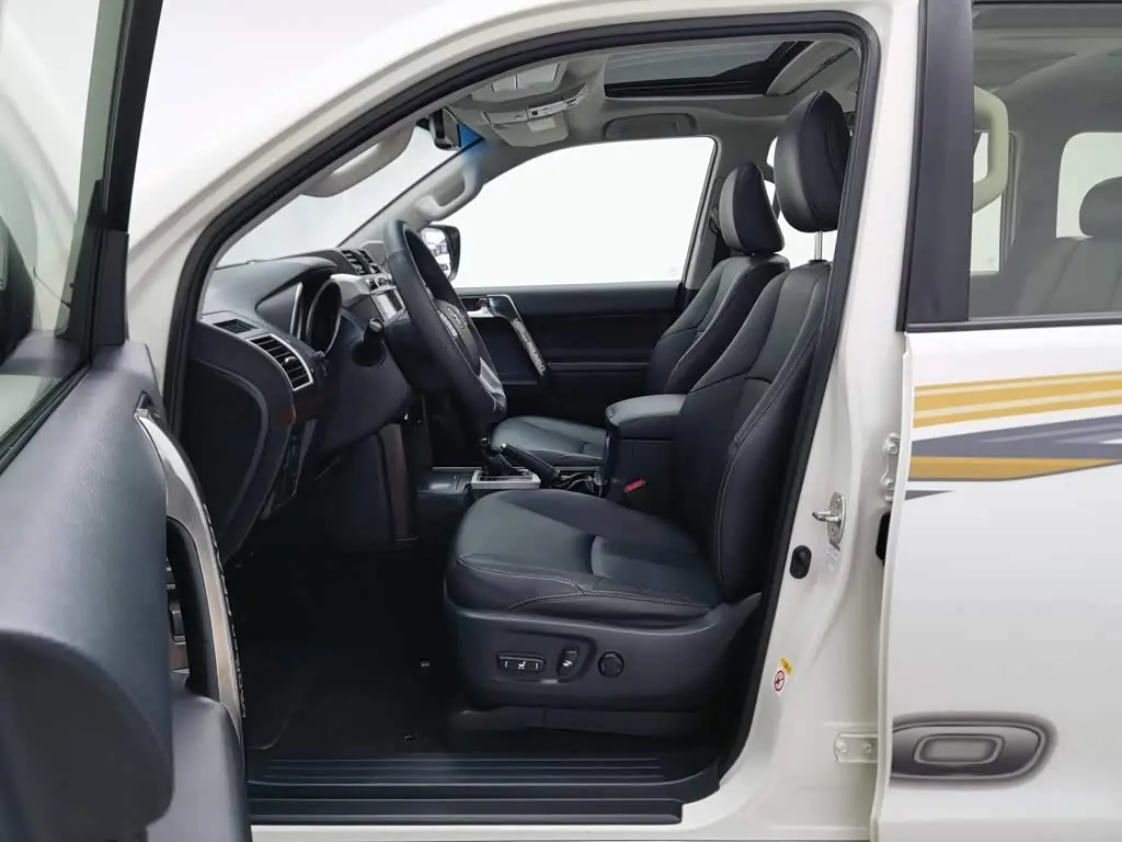Toyota Prado 2017 — ფოტო 10/20