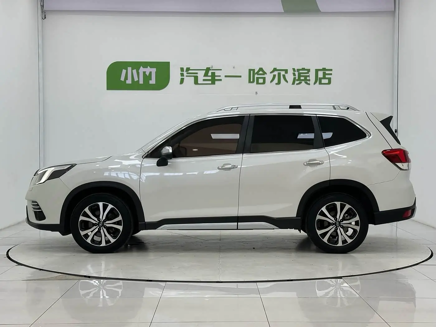 Subaru Forester 2023 — Фото 5/18