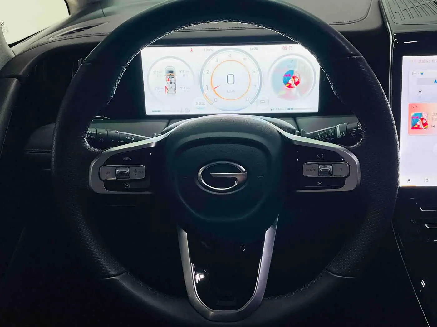 GAC Trumpchi Trumpchi M8 2025 — Şəkil 12/18