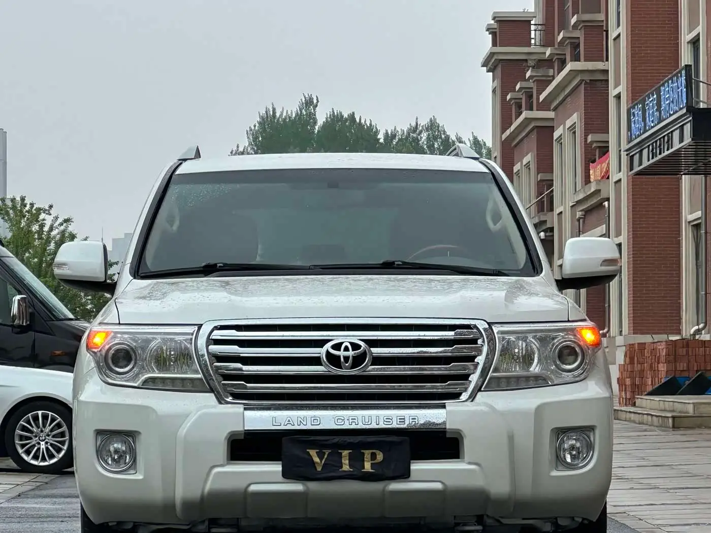 Toyota Land Cruiser 2016 — Фото 2/20