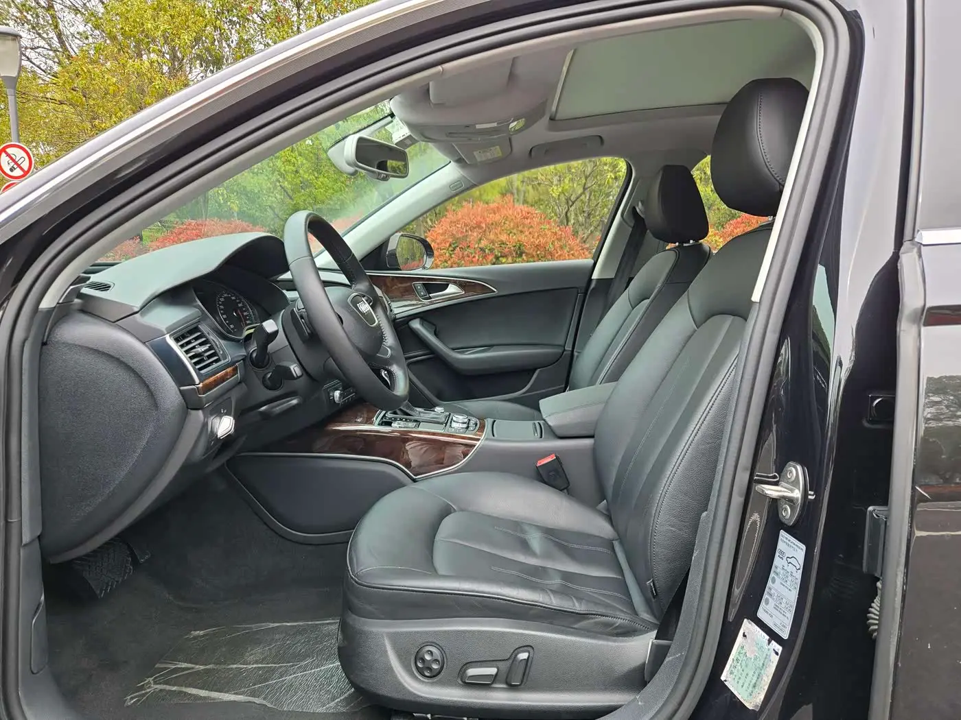 Audi A6L 2015 — Фото 7/12