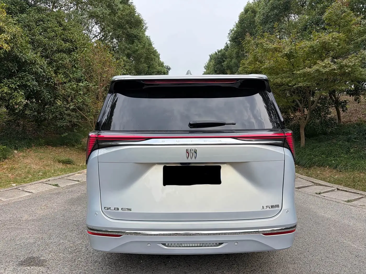 Buick GL8 2025 — Şəkil 4/9