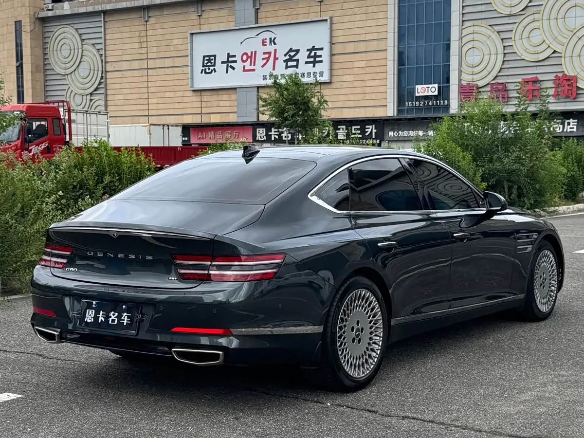 Genesis G80 2023 — Photo 6/19