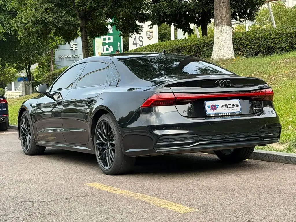 Audi A7L 2023 — Photo 4/14