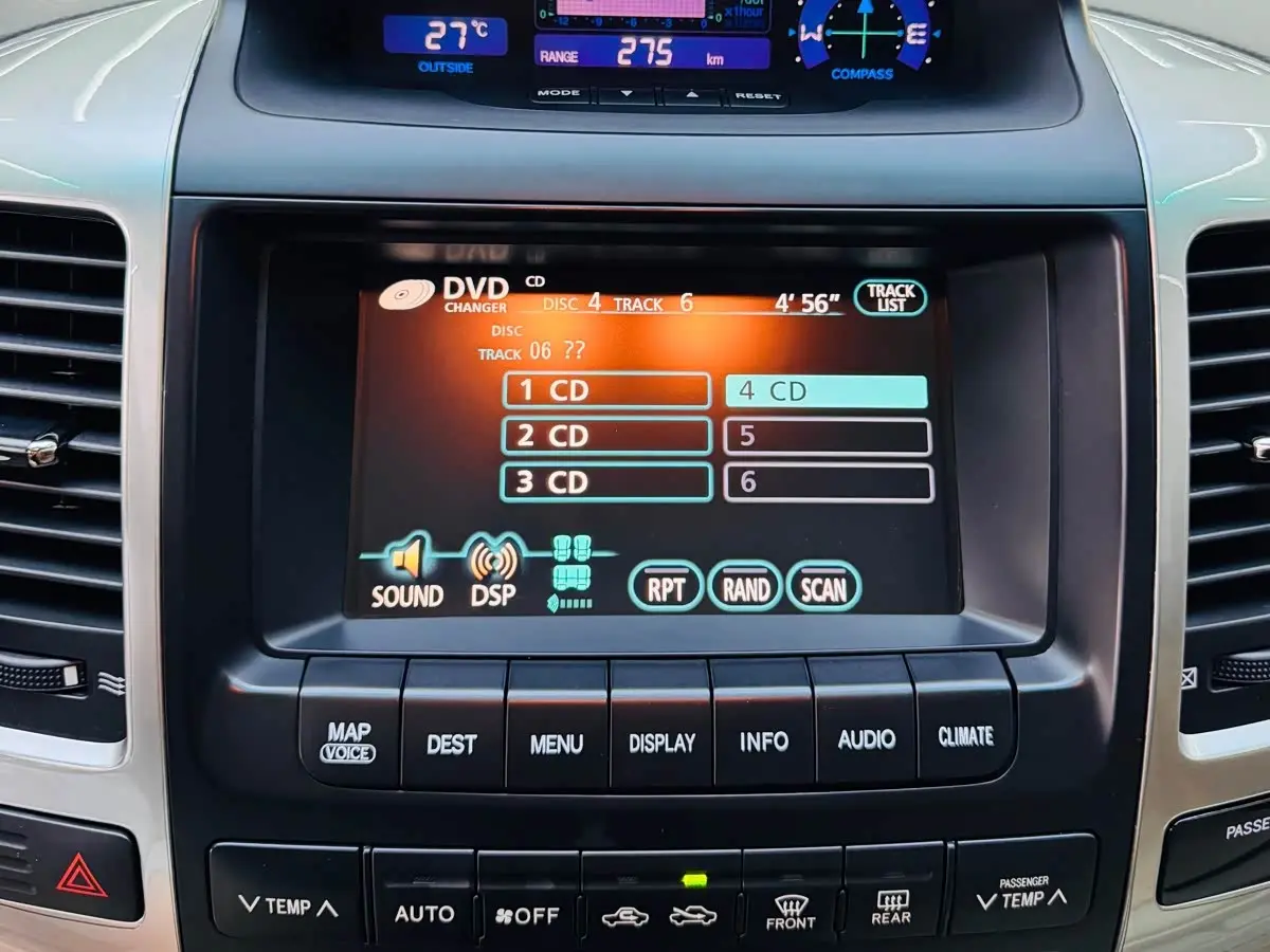 Toyota Prado 2010 — Photo 16/20