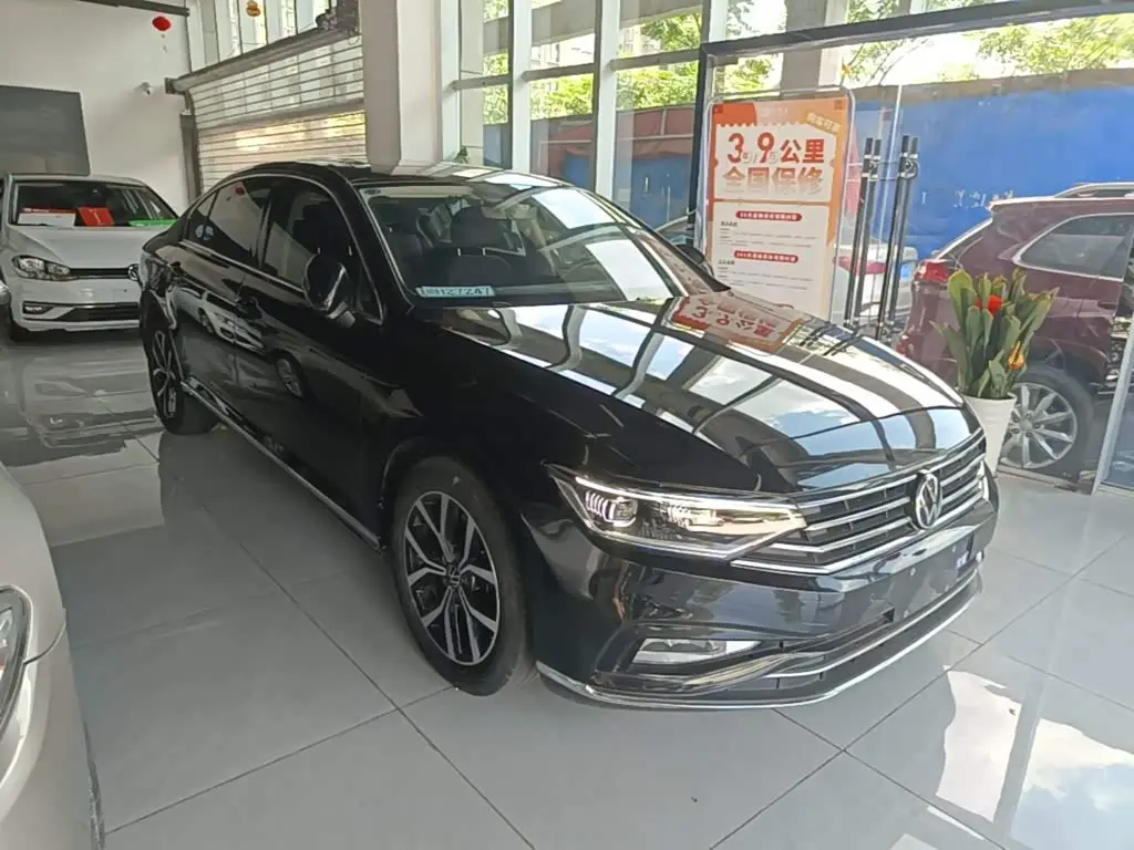 Volkswagen Magotan 2022 — Photo 4/20