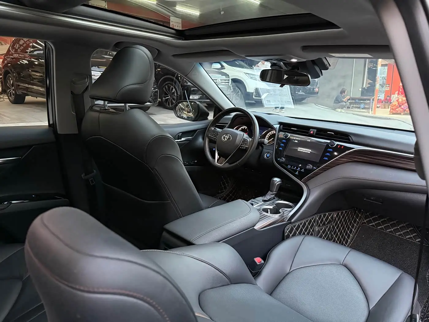Toyota Camry 2020 — Фото 10/13