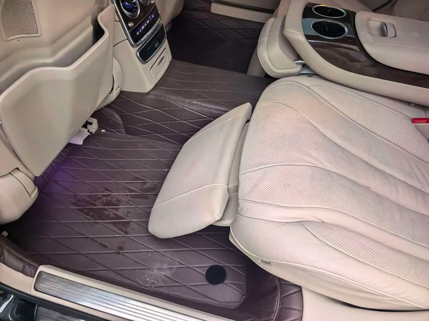Mercedes-Benz Maybach S-Class 2016 — Фото 16/20