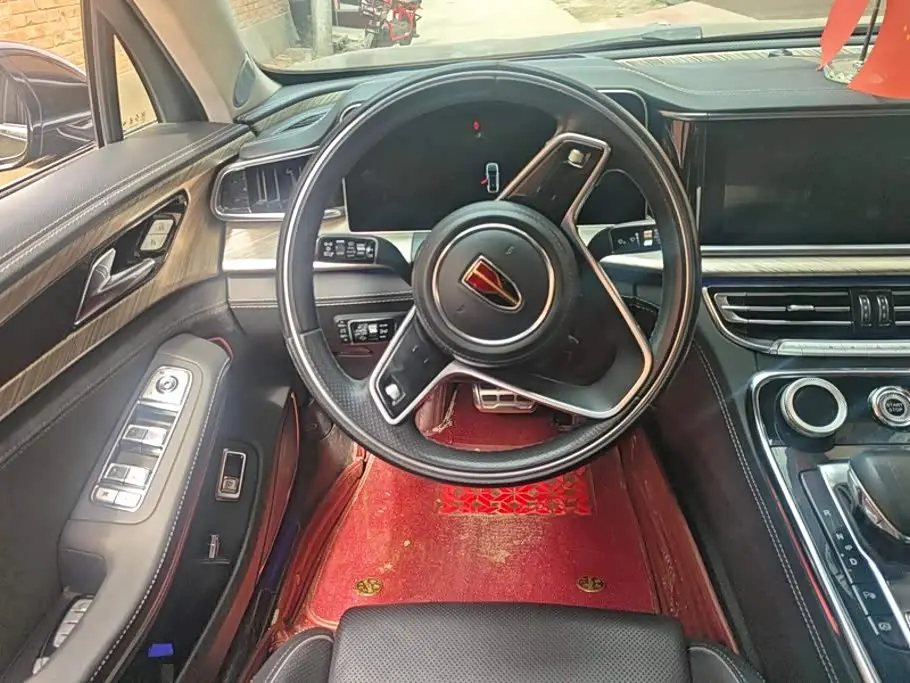 Hongqi H9 2020 — Şəkil 15/16