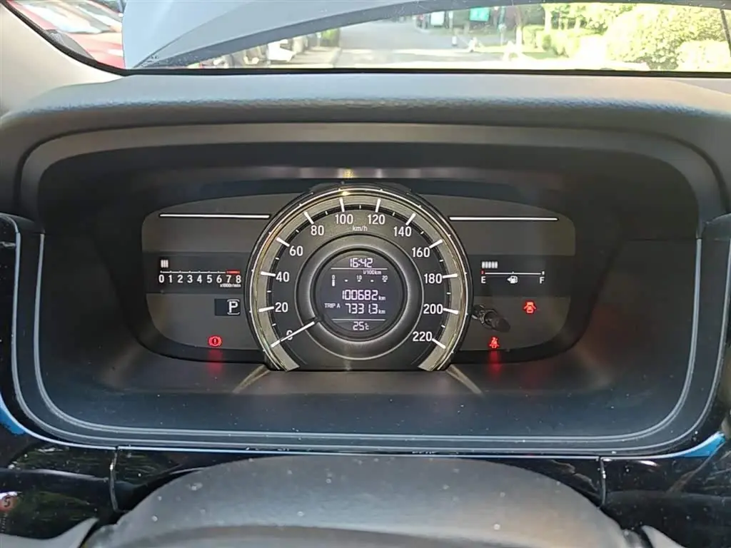 Honda Elysion 2019 — Şəkil 12/20