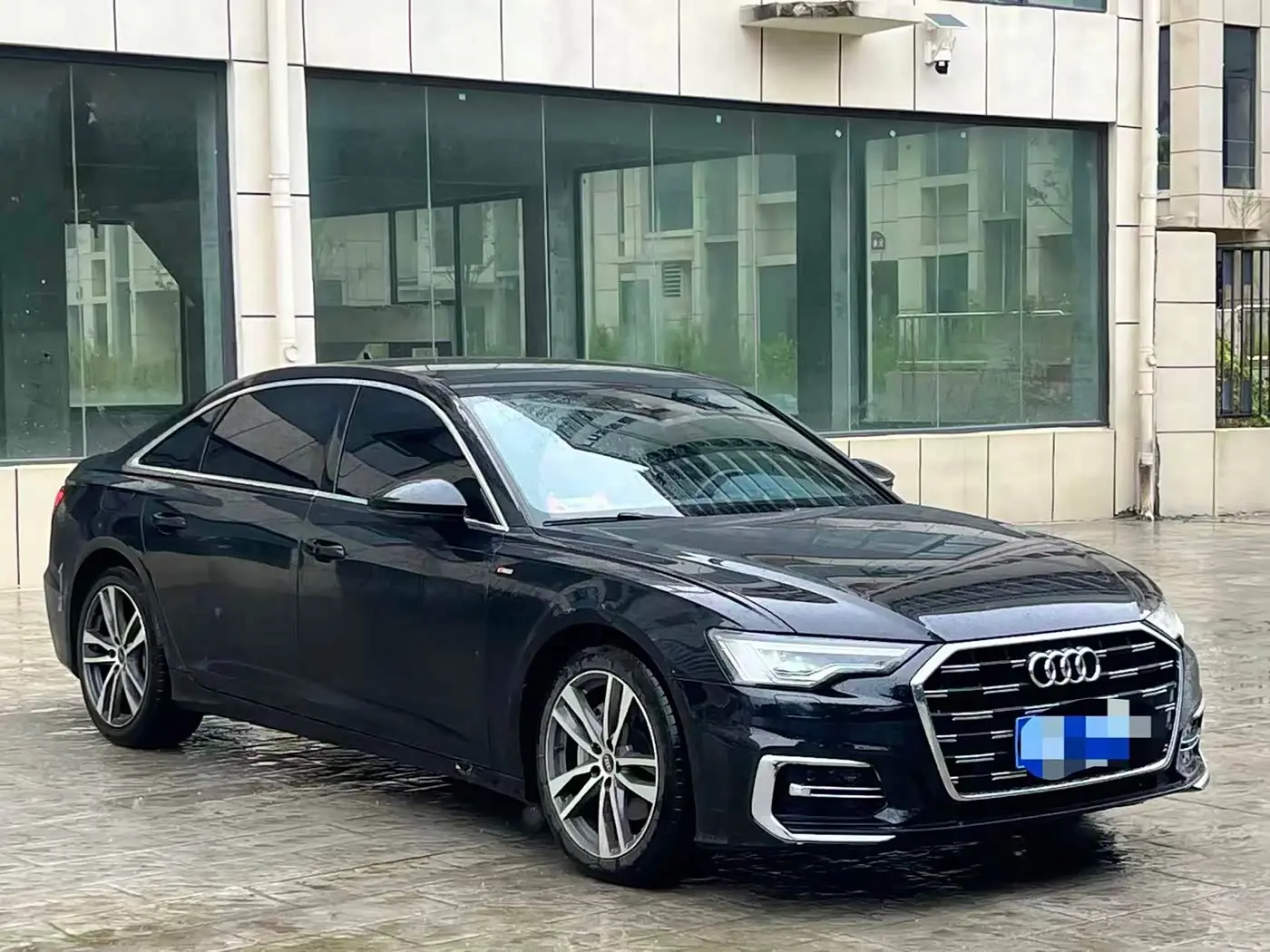 Audi A6L 2023 — Фото 3/9