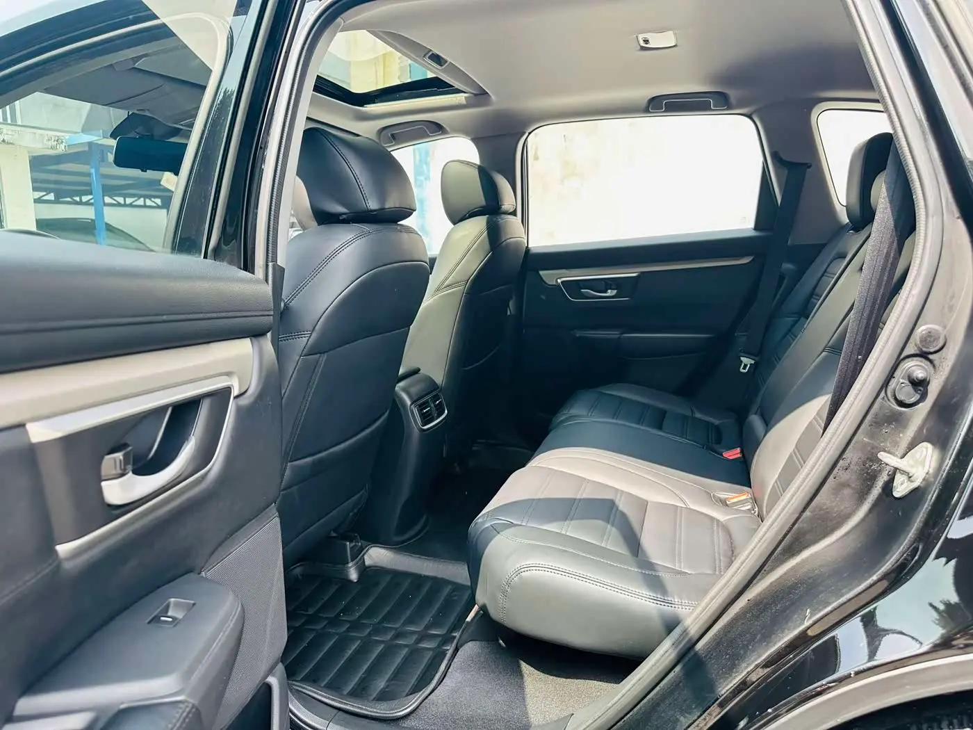 Honda CR-V 2021 — Photo 9/19
