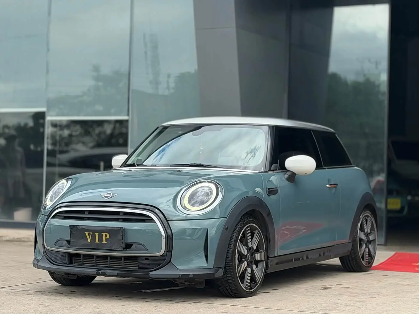 MINI MINI, 2023