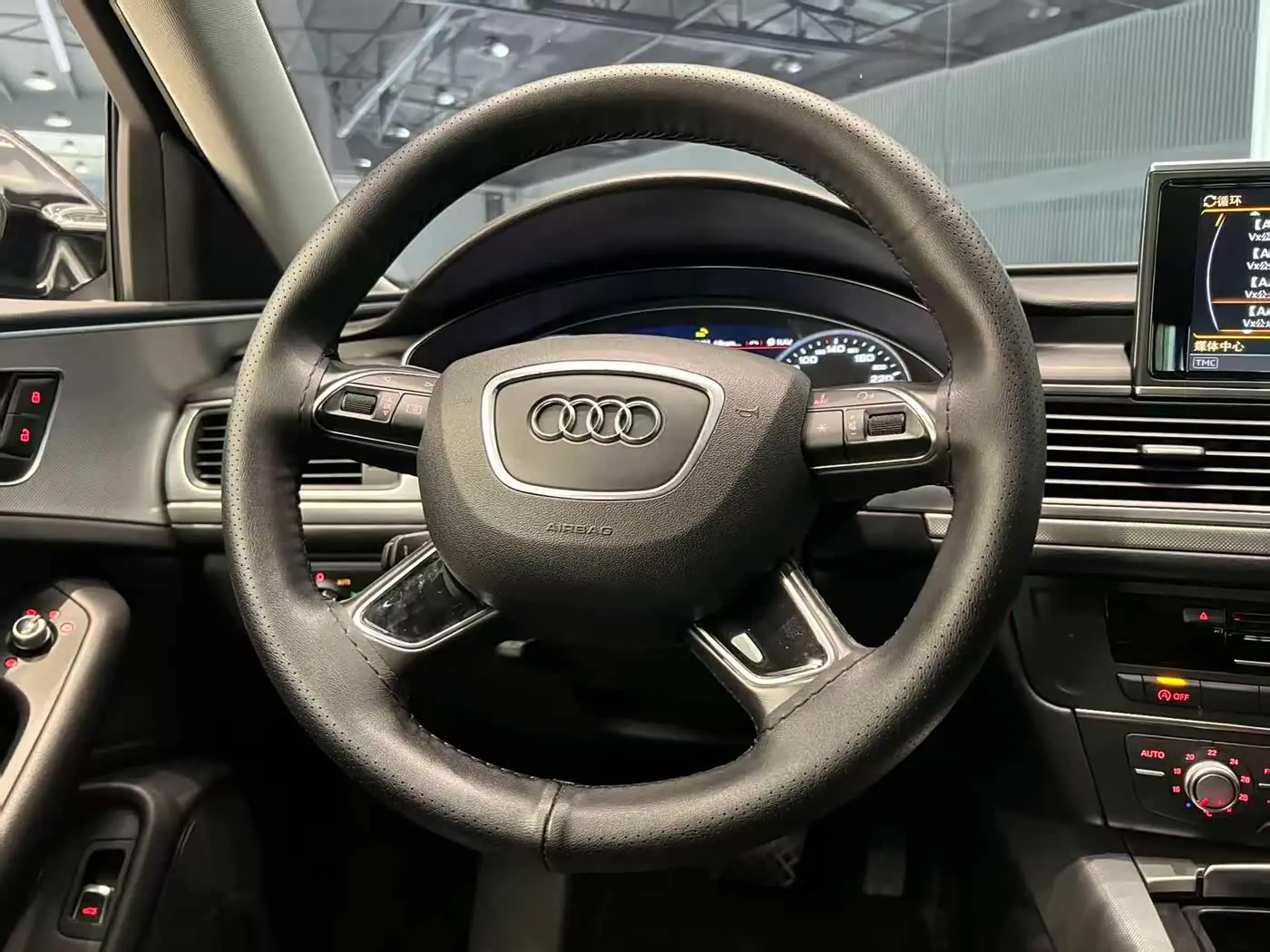 Audi A6L 2017 — Şəkil 8/9