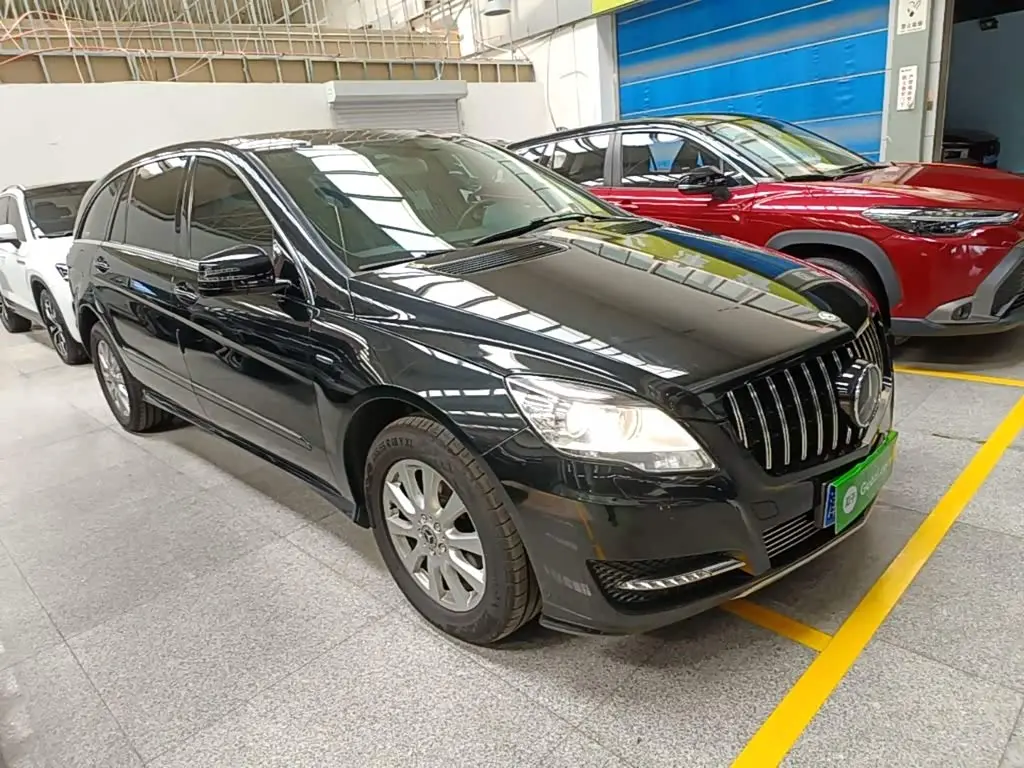 Mercedes-Benz R-Class 2018 — Photo 4/20