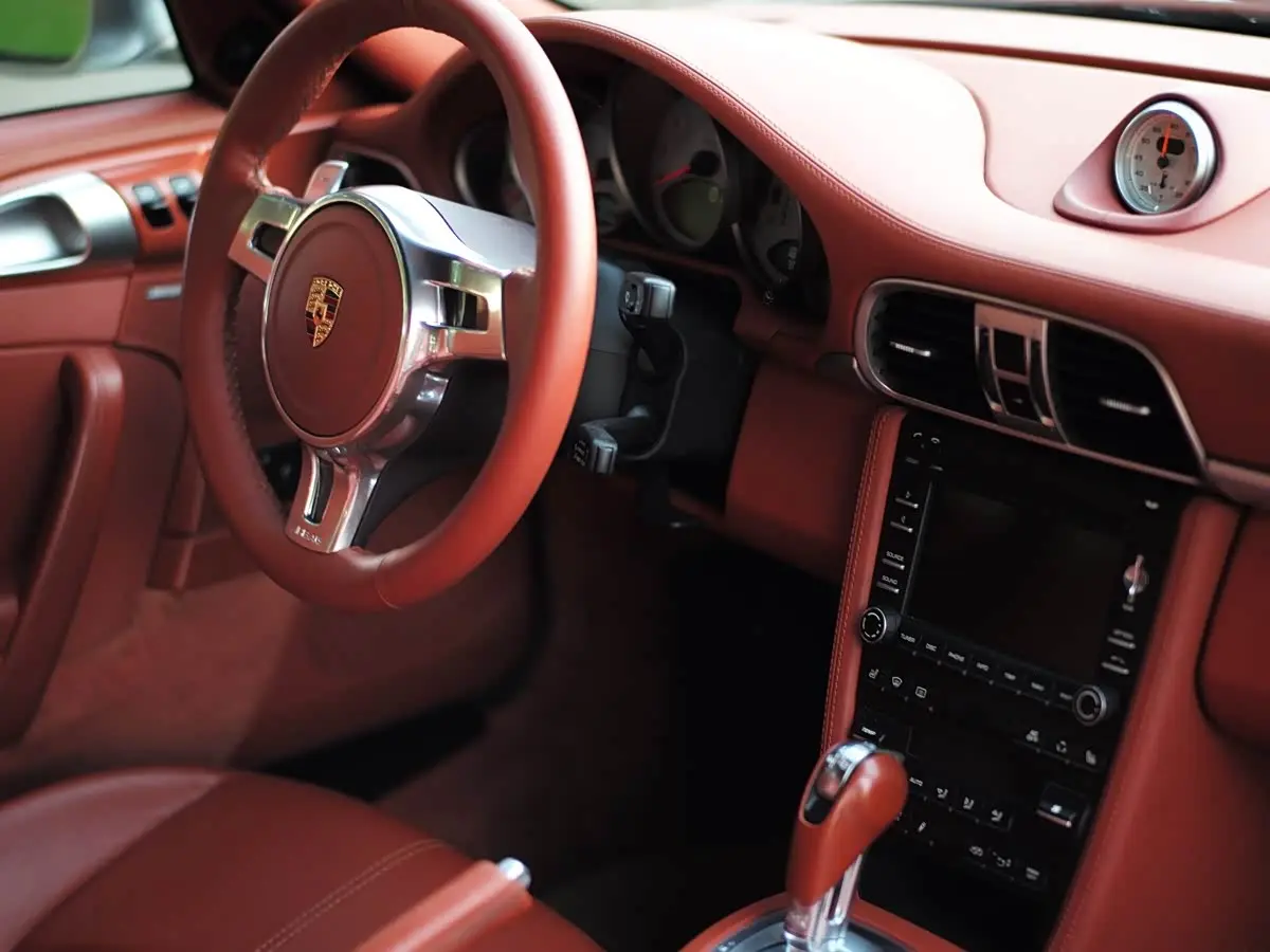 Porsche 911 2009 — Photo 9/11
