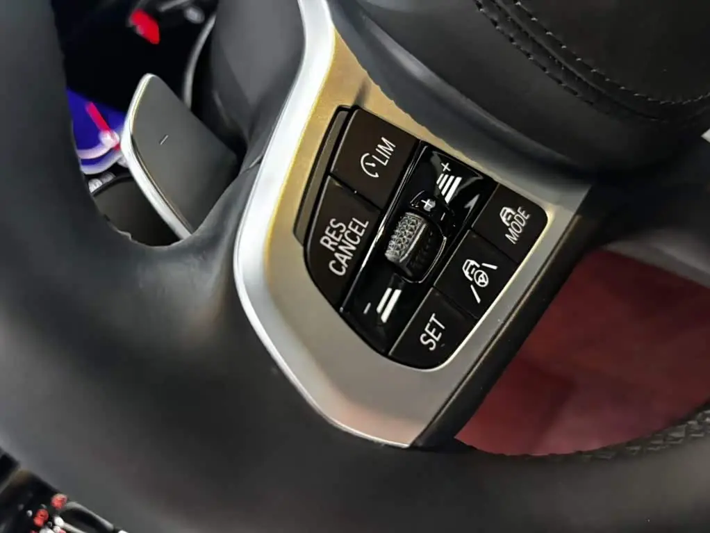 BMW 6 Series GT 2021 — Photo 10/13