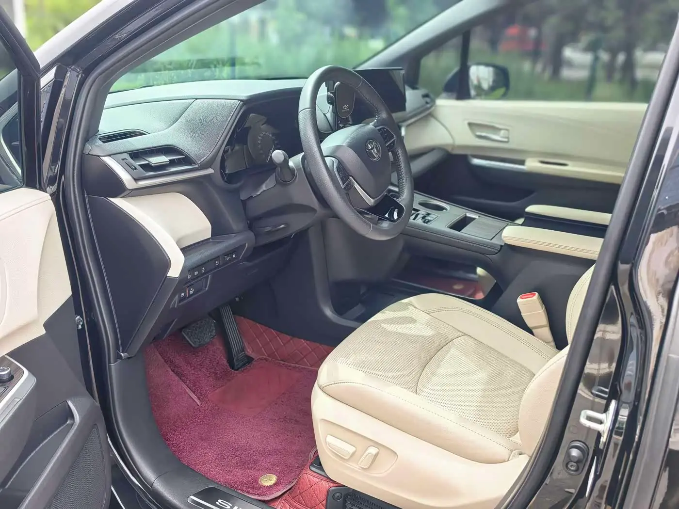 Toyota Sienna 2023 — Şəkil 4/18