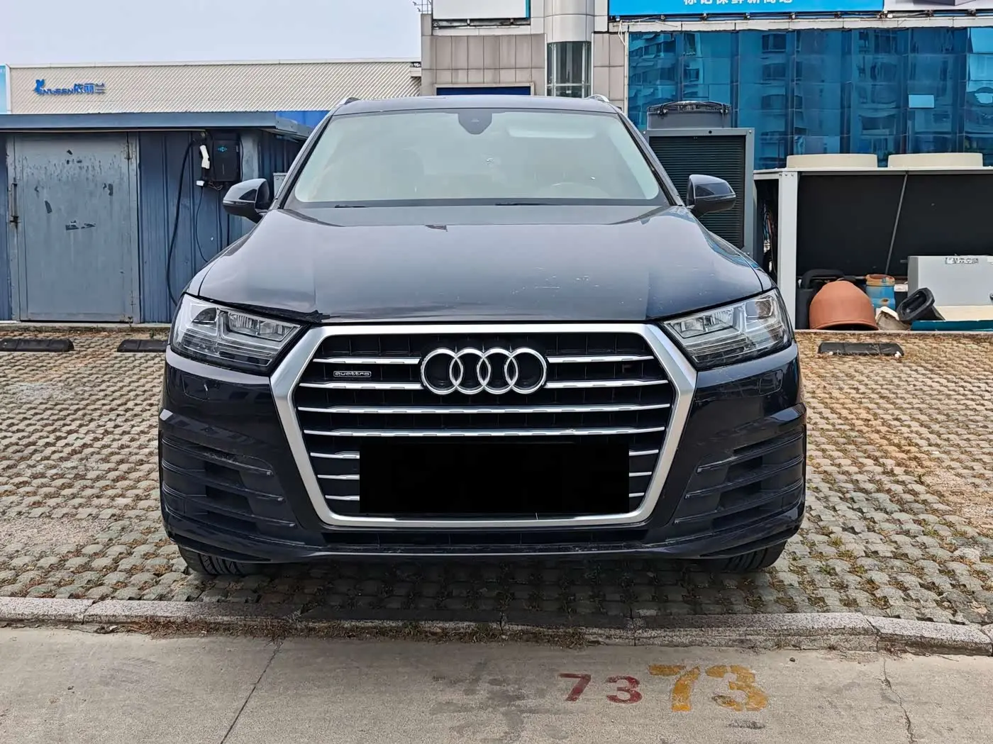 Audi Q7 2019 — Фото 2/11
