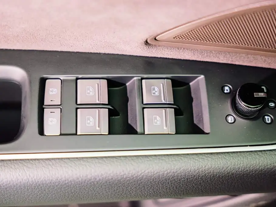 Audi A8 2024 — Photo 16/20
