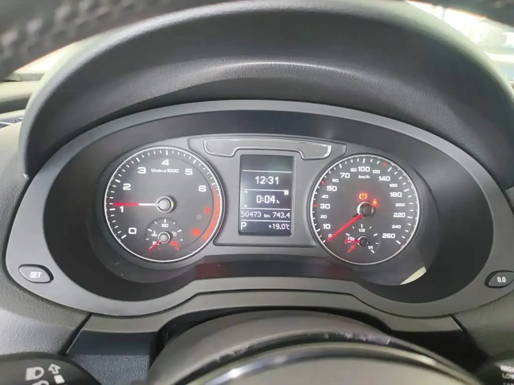 Audi Q3 2019 — Şəkil 8/20