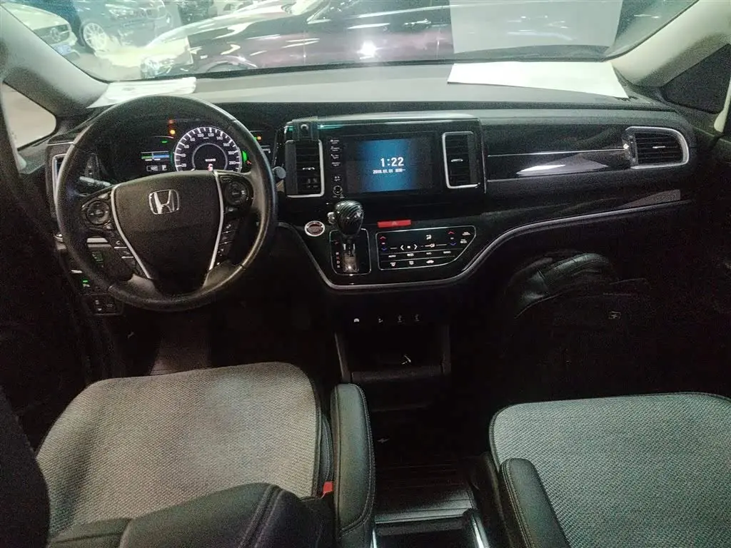 Honda Elysion 2020 — Photo 10/20