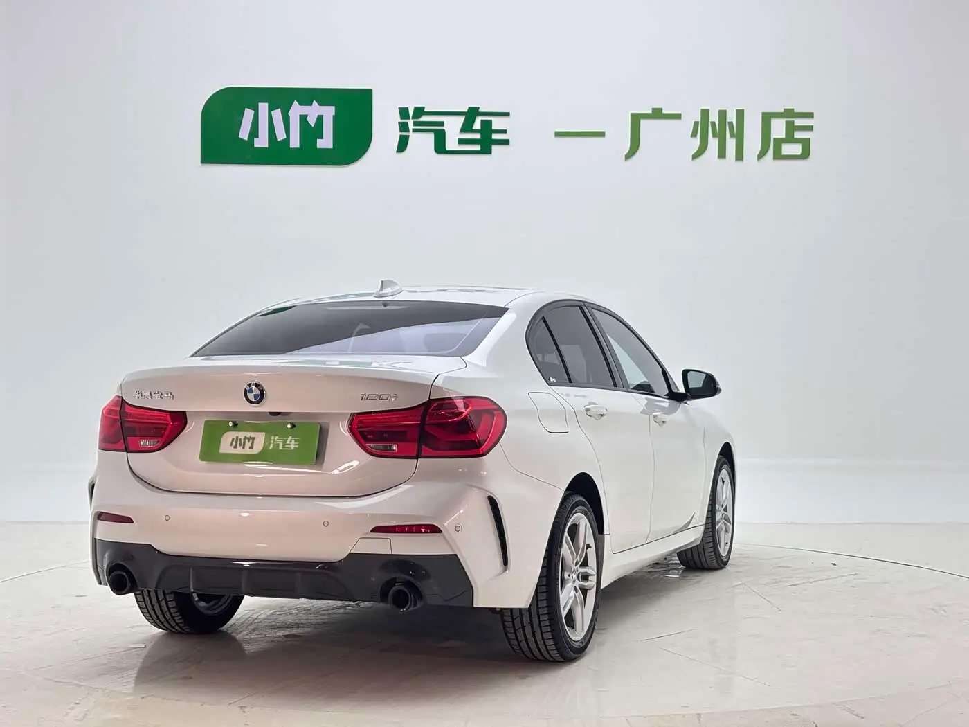 BMW 1 Series 2023 — Şəkil 7/20