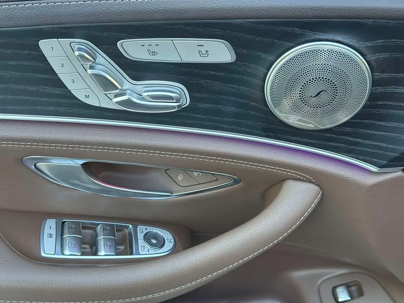 Mercedes-Benz E-Class New Energy 2022 — Photo 8/18