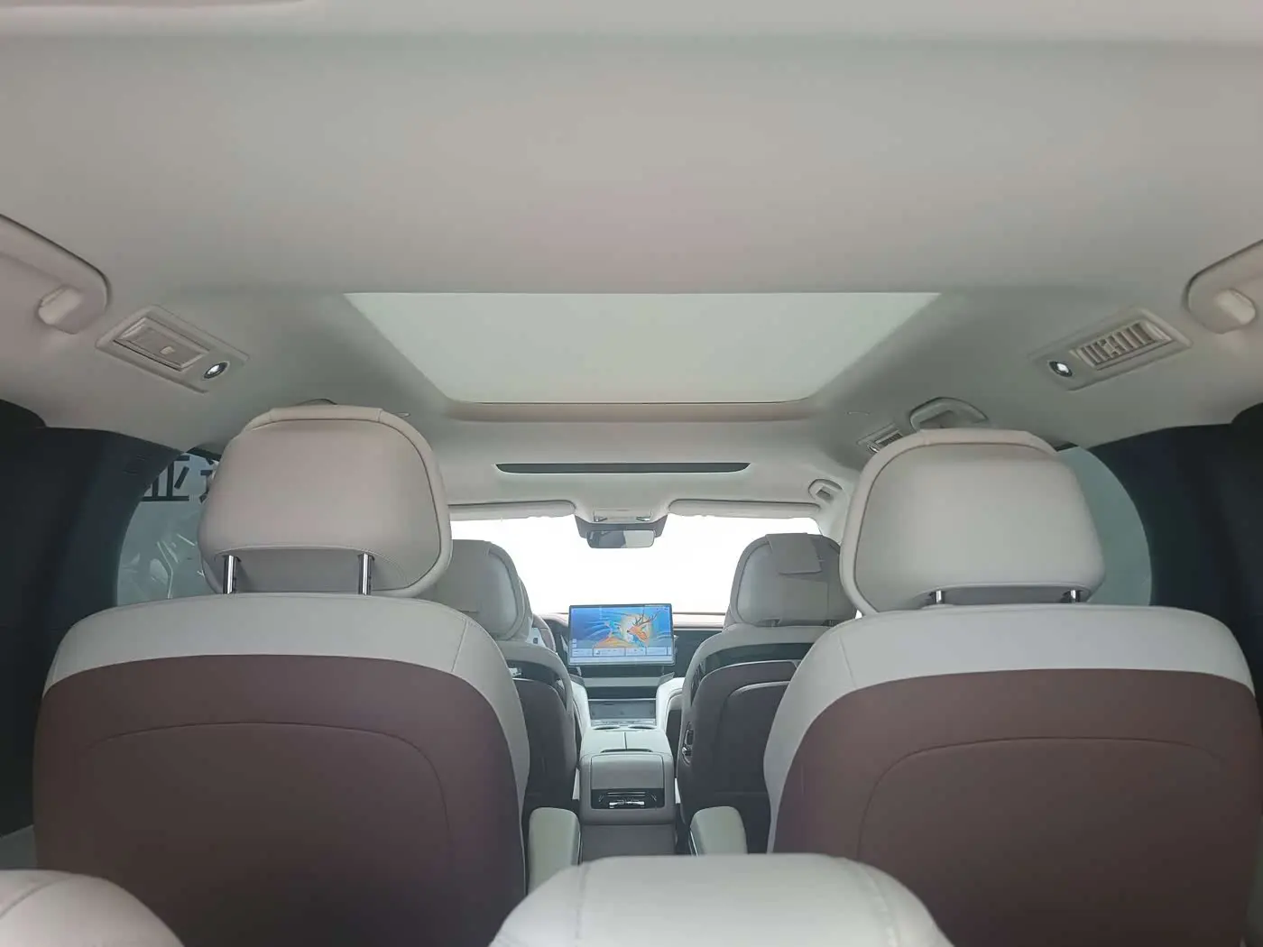 BYD Xia 2025 — Photo 17/20
