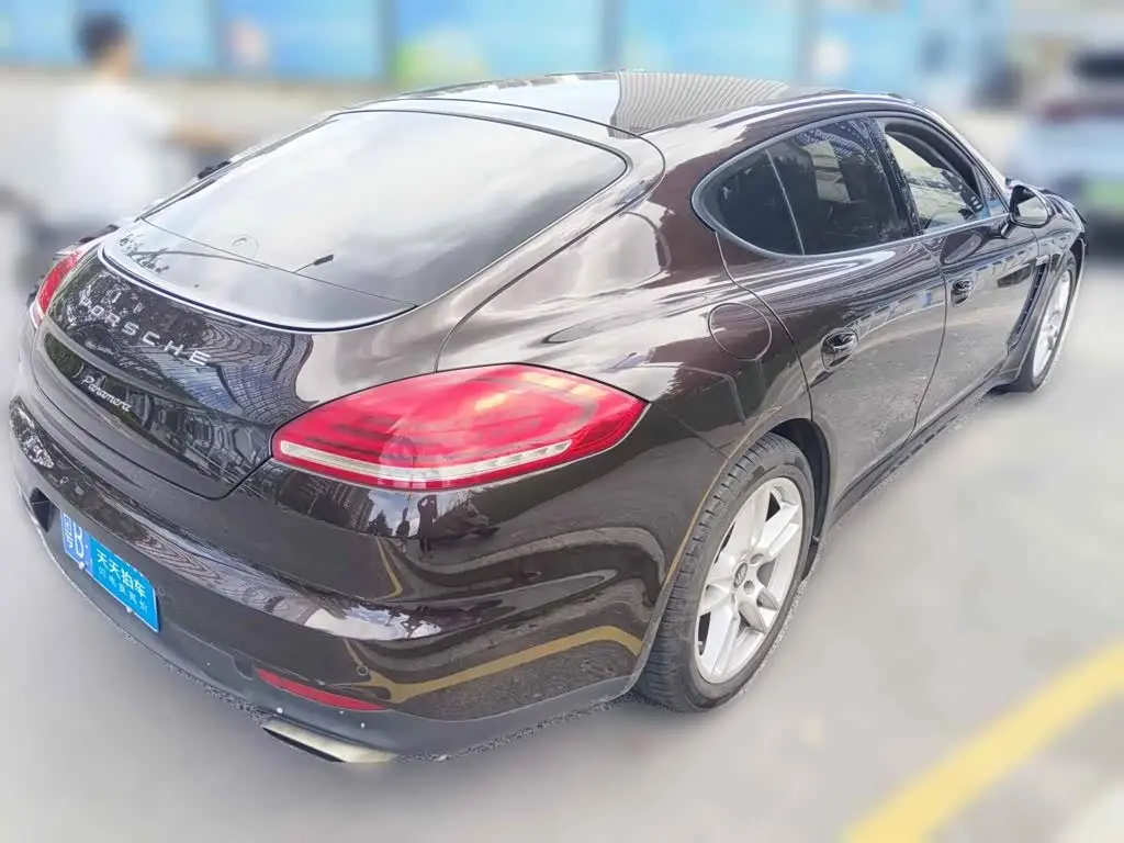 Porsche Panamera 2013 — ფოტო 2/12