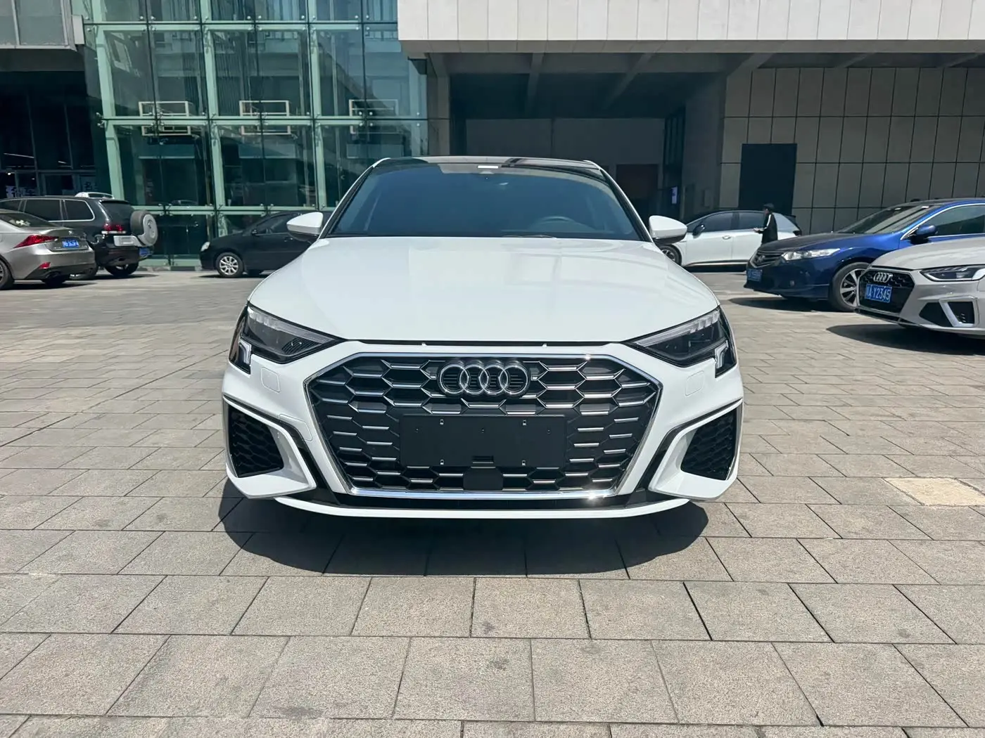 Audi A3 2024 — Photo 10/10