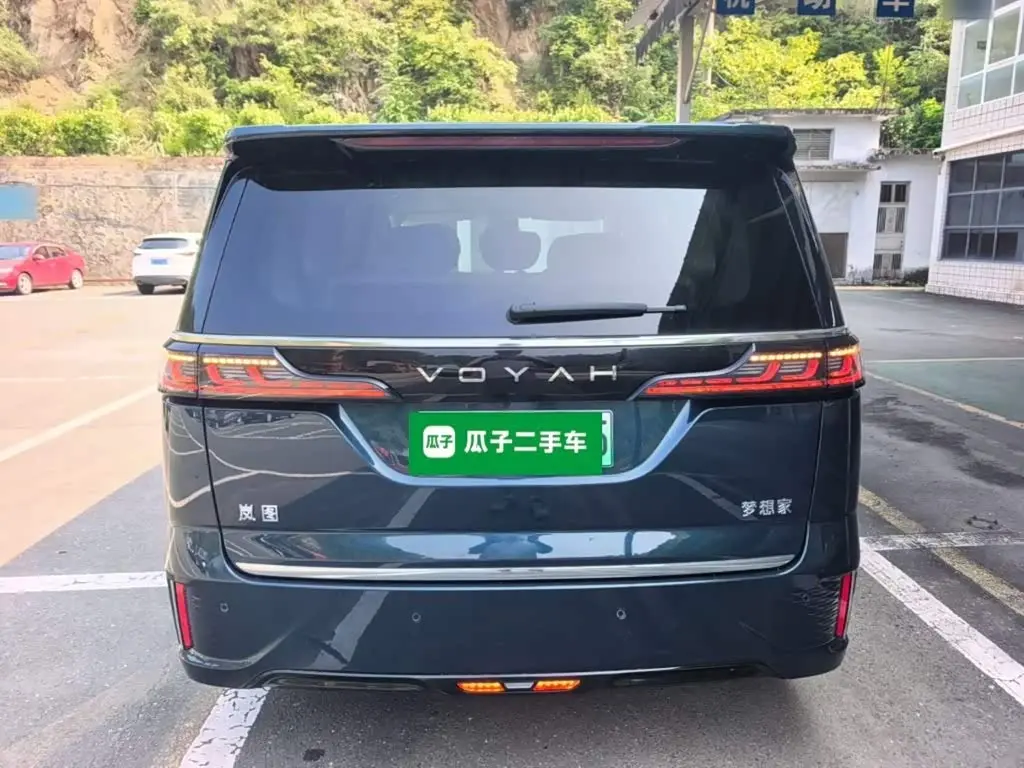 Voyah Auto Voyah Dreamer 2025 — Photo 6/20