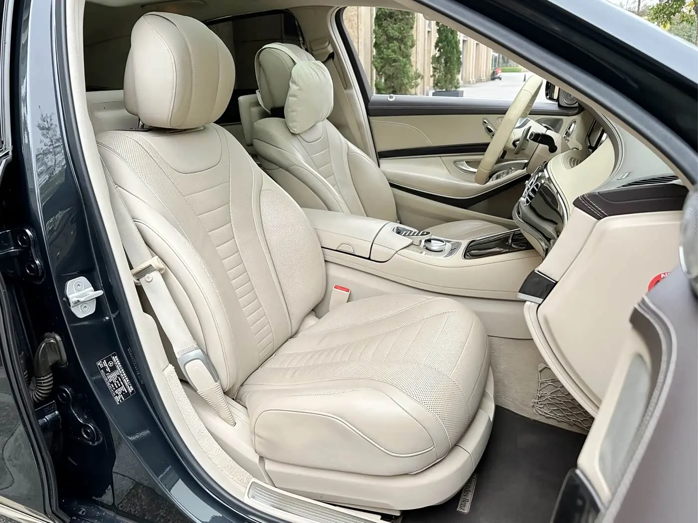 Mercedes-Benz S-Class 2014 — Photo 20/20