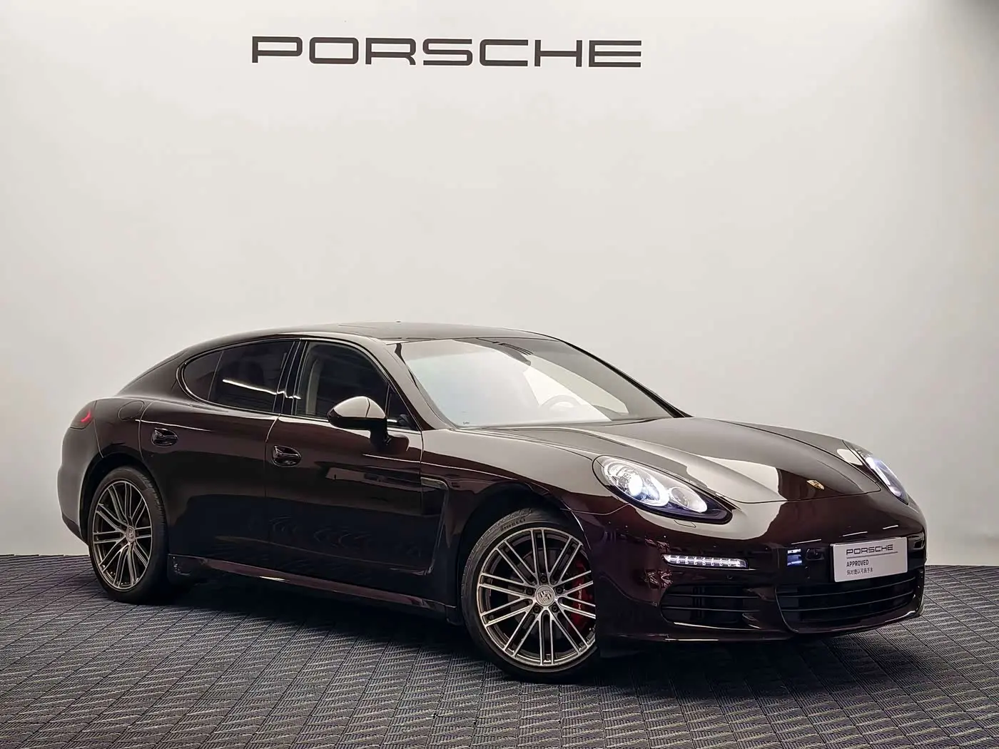 Porsche Panamera 2016 — Фото 3/11