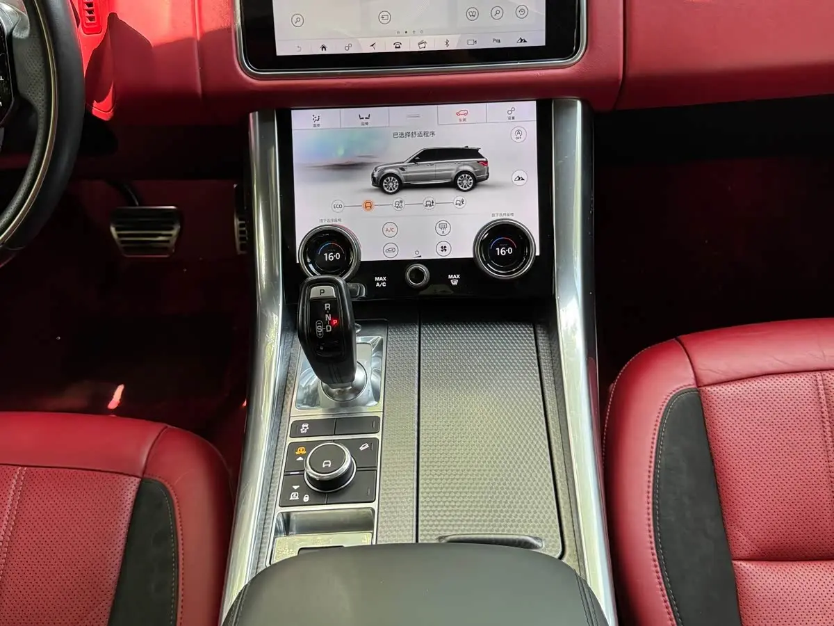 Land Rover Range Rover Sport 2020 — Фото 11/16