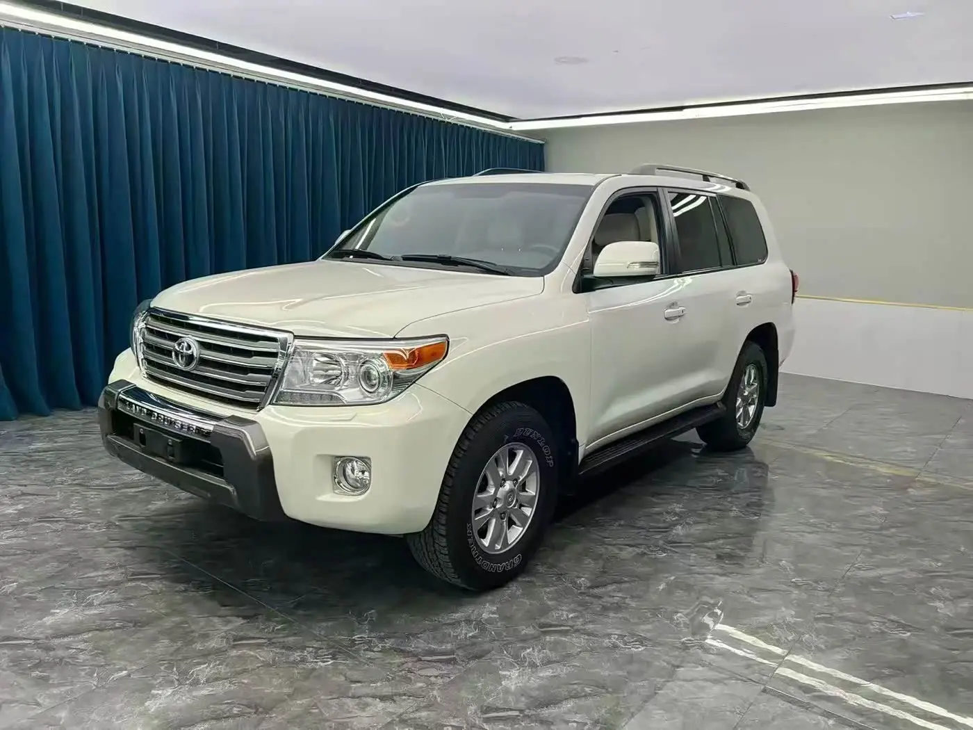 Toyota Land Cruiser 2014 — Şəkil 1/9