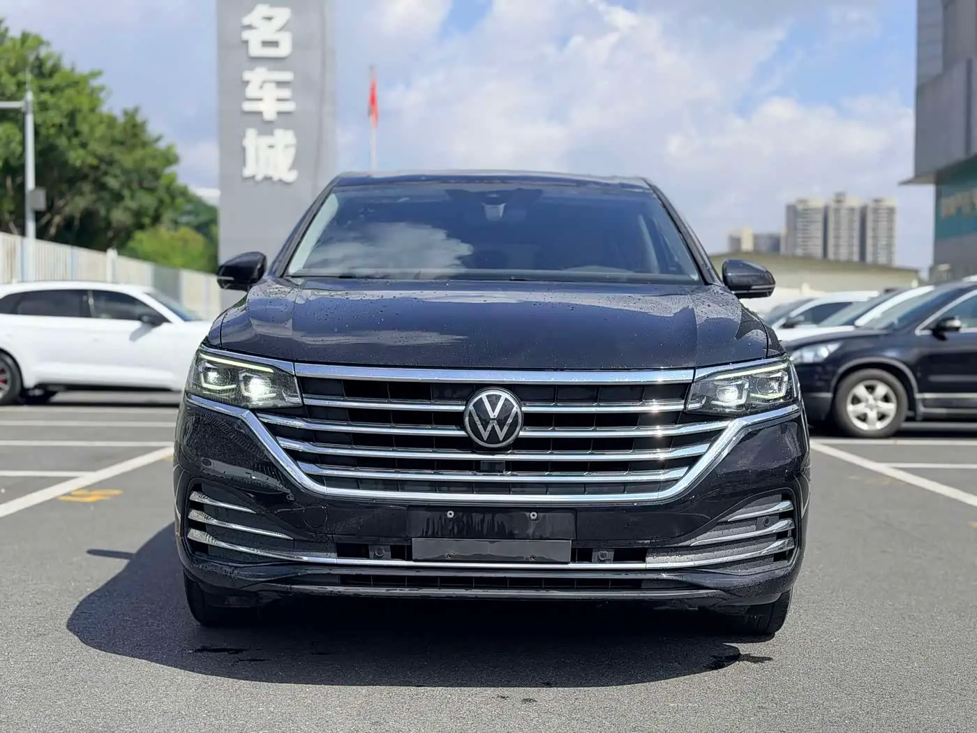 Volkswagen Viloran 2023 — Şəkil 2/20