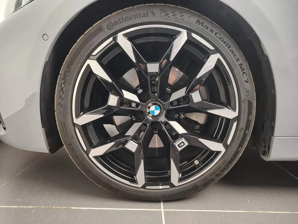 BMW 4 Series 2025 — Фото 13/15