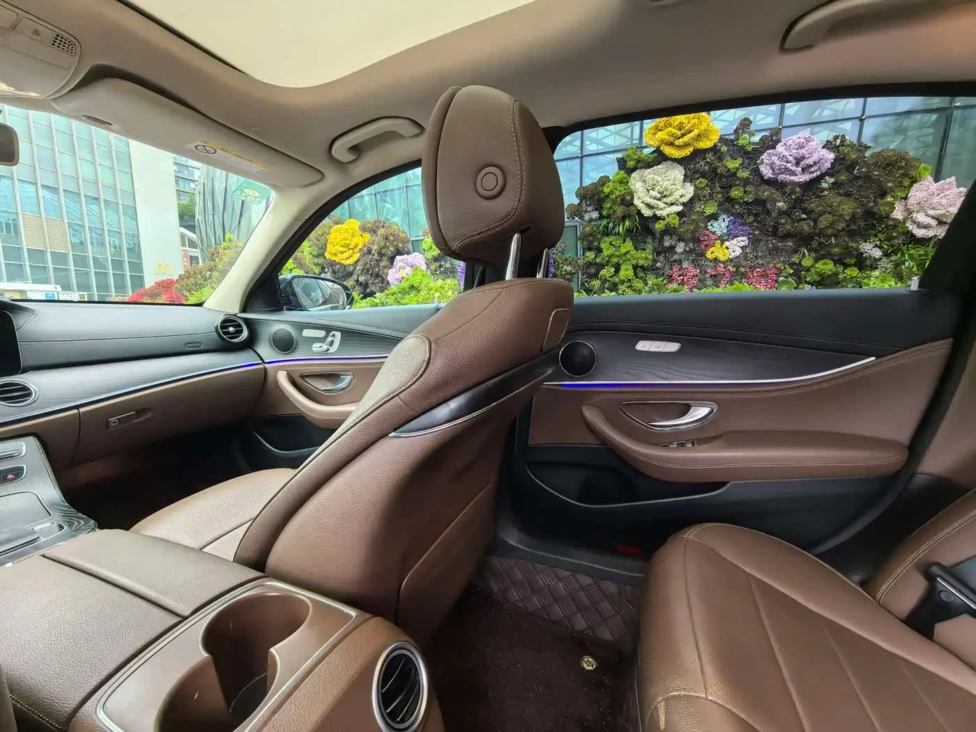 Mercedes-Benz E-Class 2019 — Фото 11/16