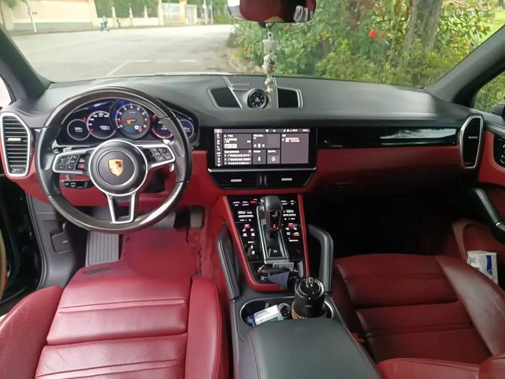 Porsche Cayenne 2020 — Şəkil 10/20