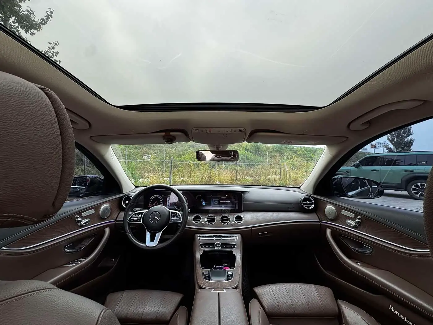 Mercedes-Benz E-Class 2020 — Фото 10/20