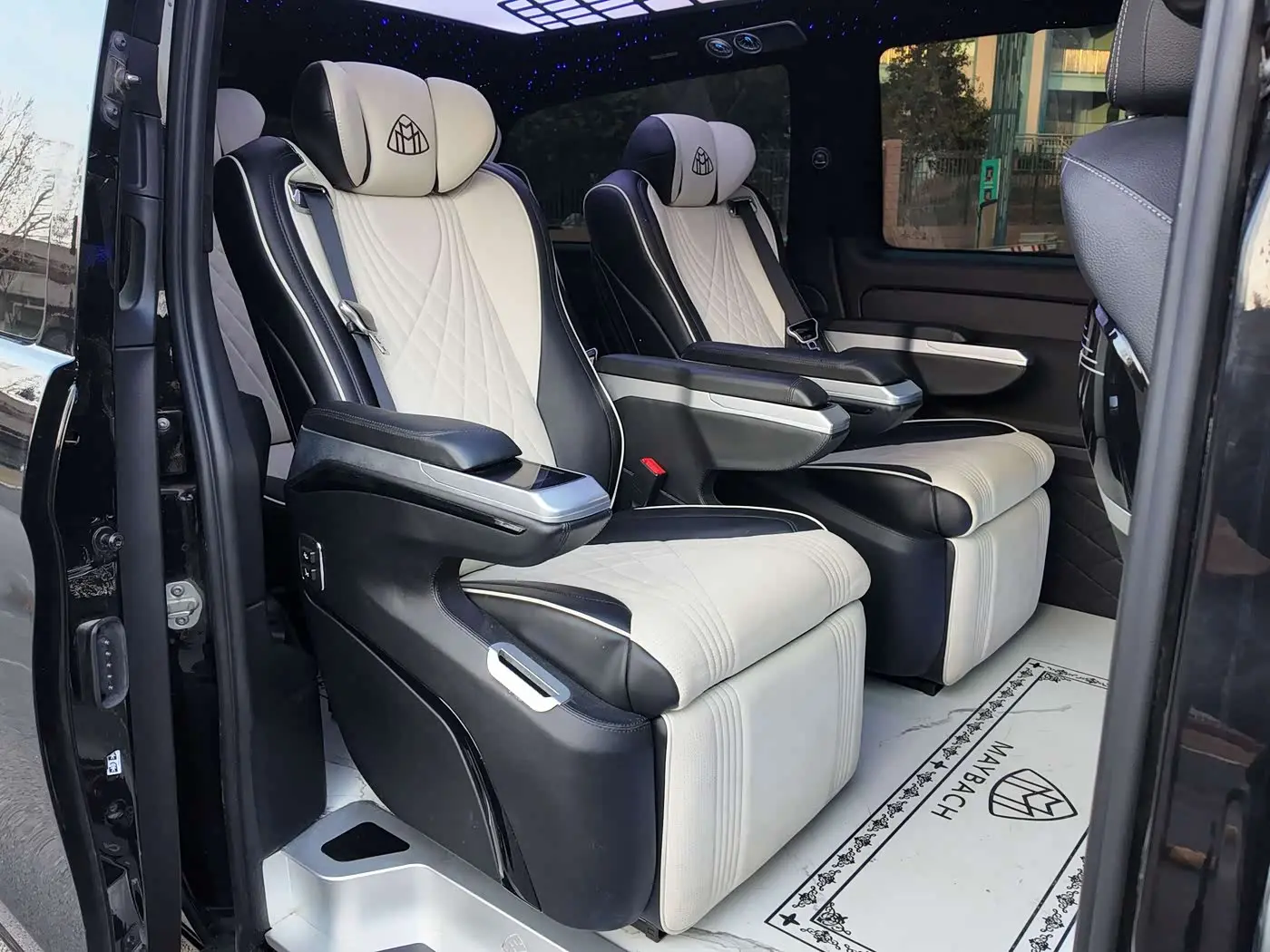 Mercedes-Benz Vito 2020 — Photo 8/20