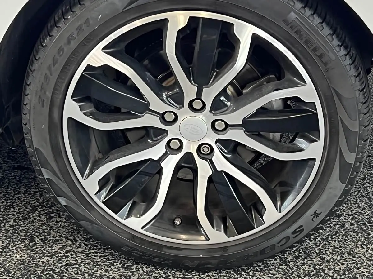 Land Rover Range Rover Sport 2016 — Photo 9/20