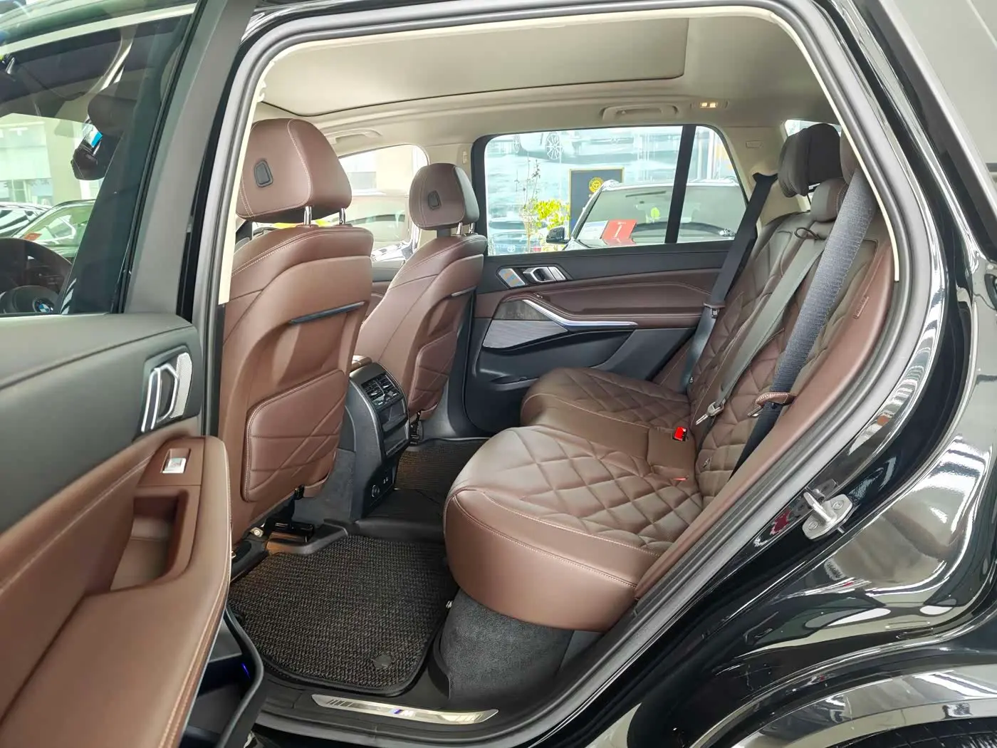 BMW X5 2023 — Şəkil 9/16