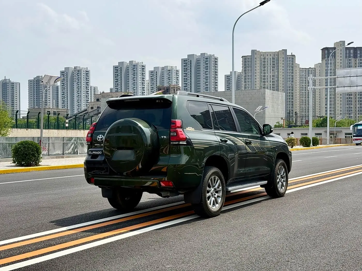 Toyota Prado 2019 — Фото 6/18