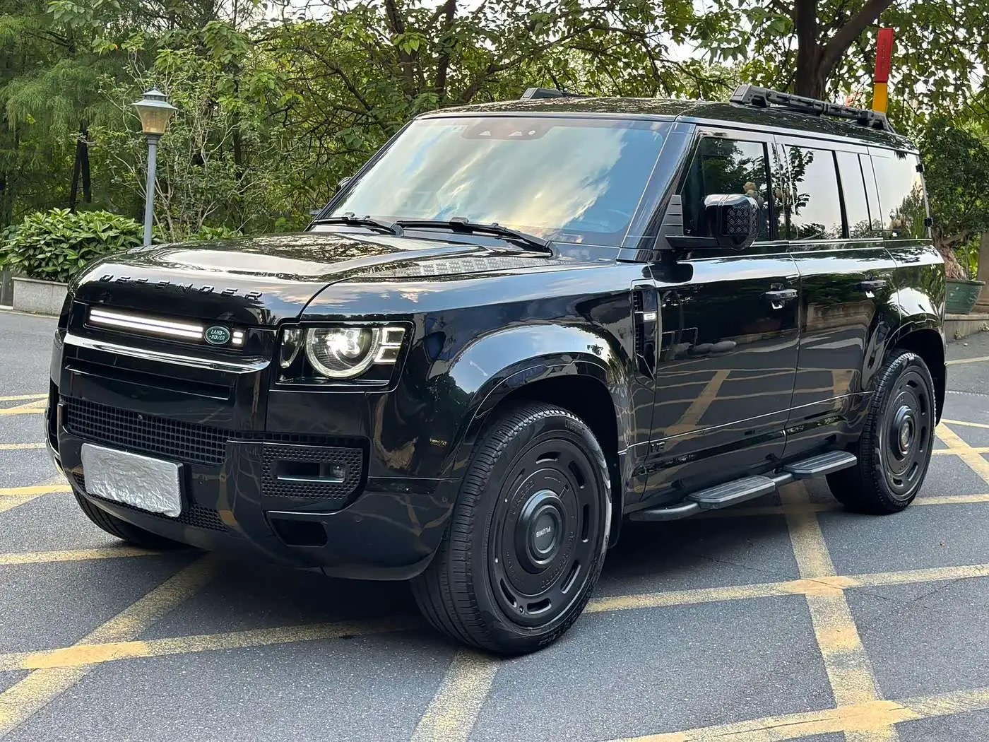 Land Rover Defender, 2020