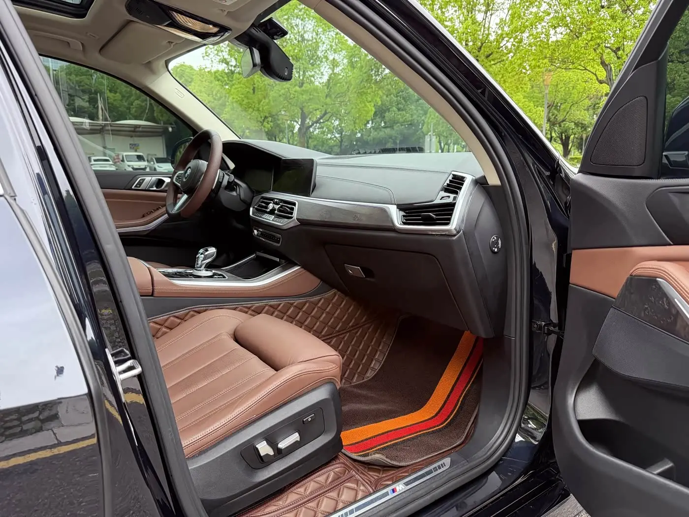 BMW X5 2022 — Photo 9/17