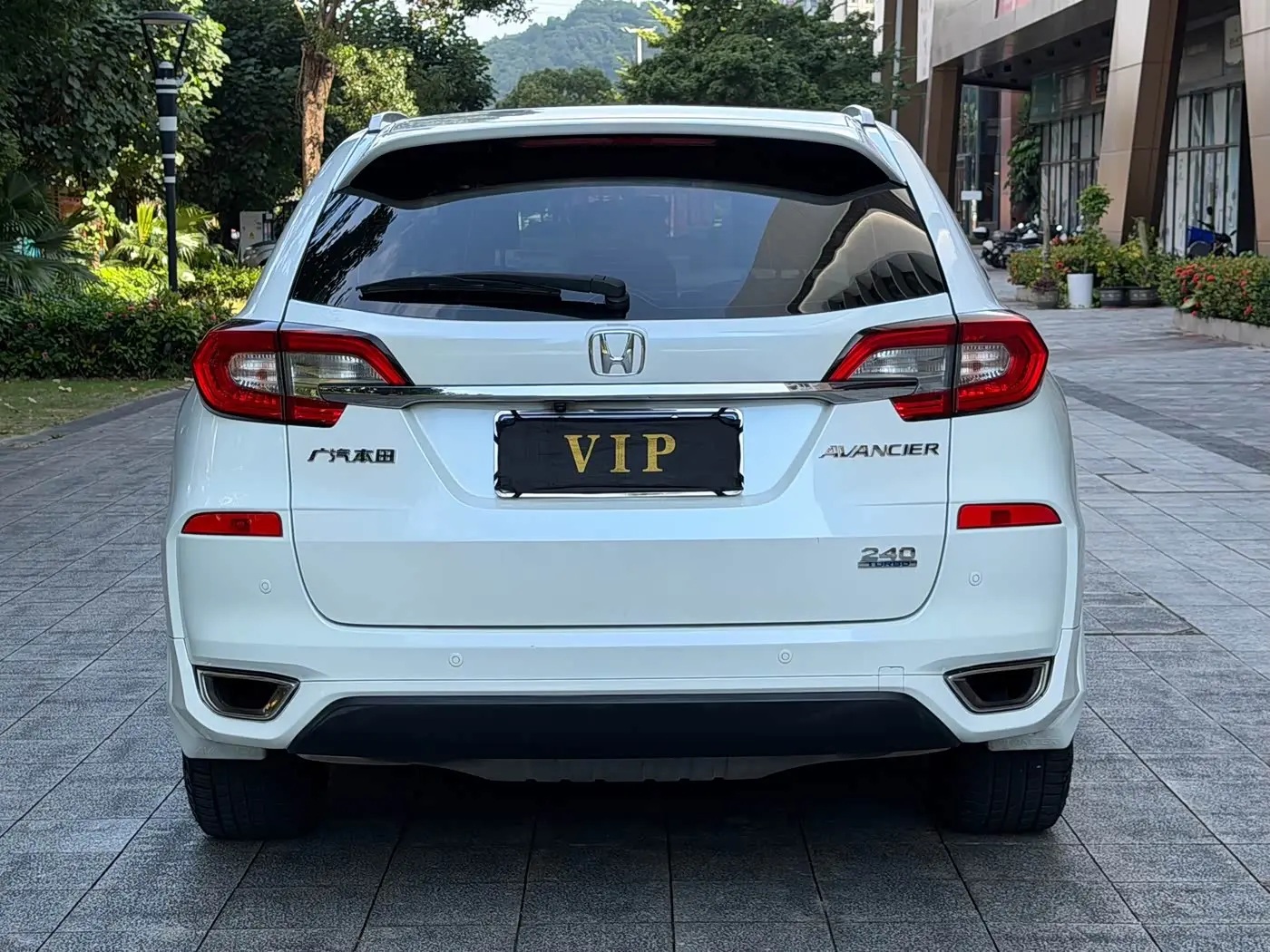 Honda Avancier 2017 — Photo 15/16